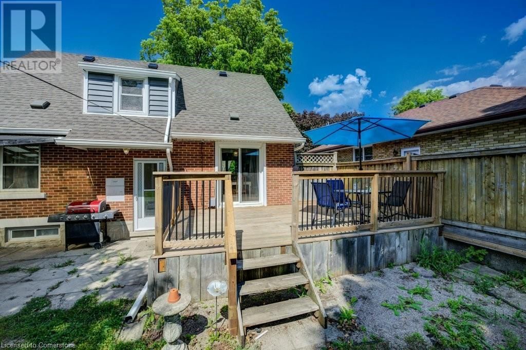 89 ROXBOROUGH AVENUE Image 30