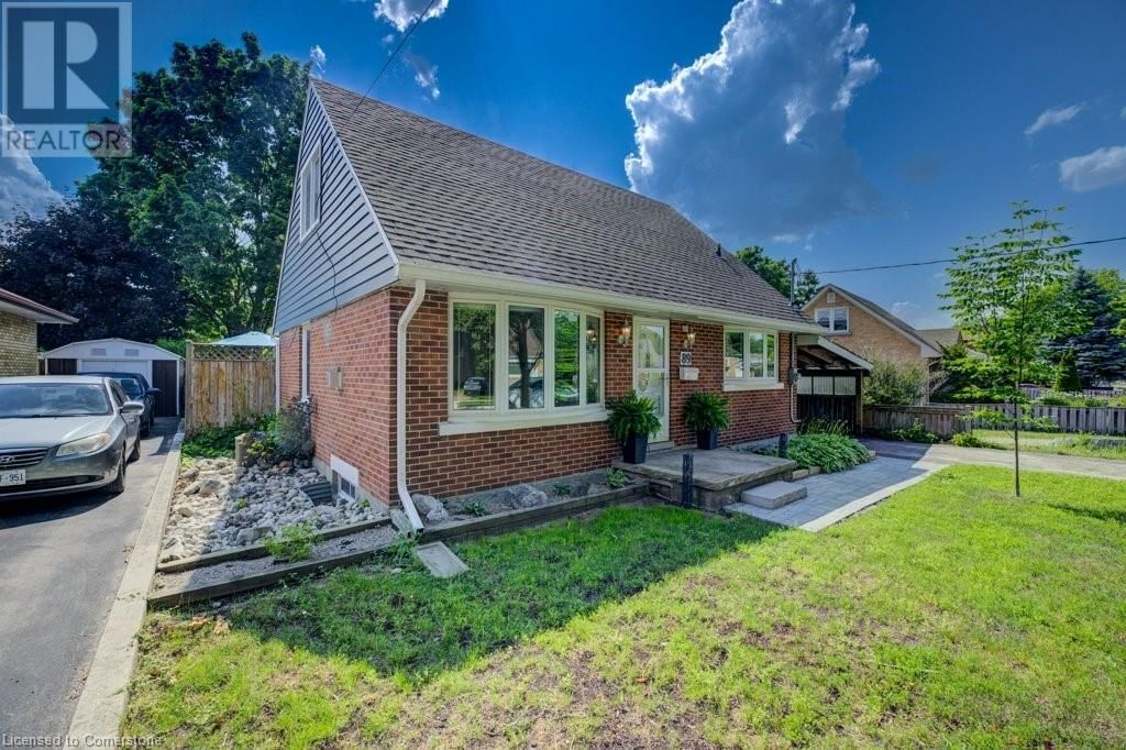 89 ROXBOROUGH AVENUE Image 35