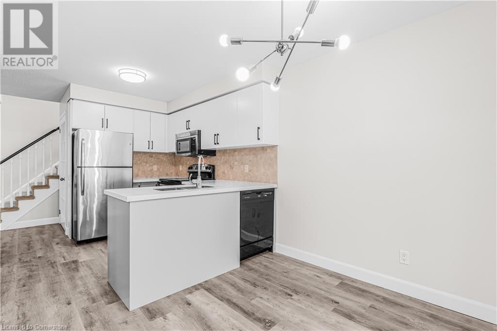 234 INGLIS STREET Image 13