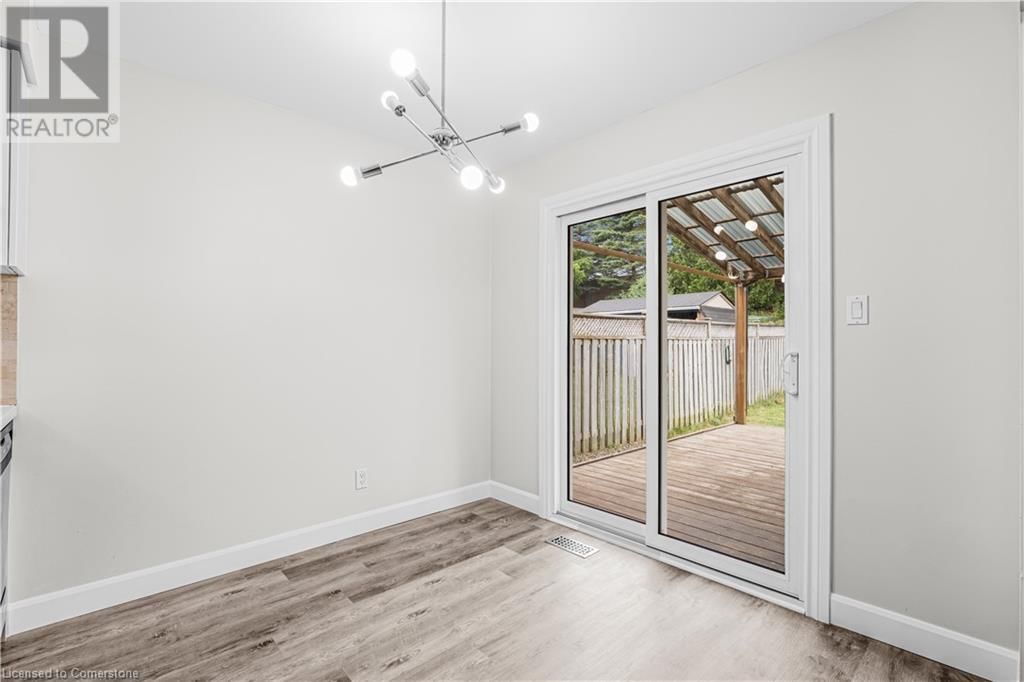 234 INGLIS STREET Image 8