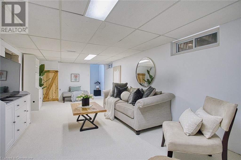 4382 CENTRAL AVENUE Image 23
