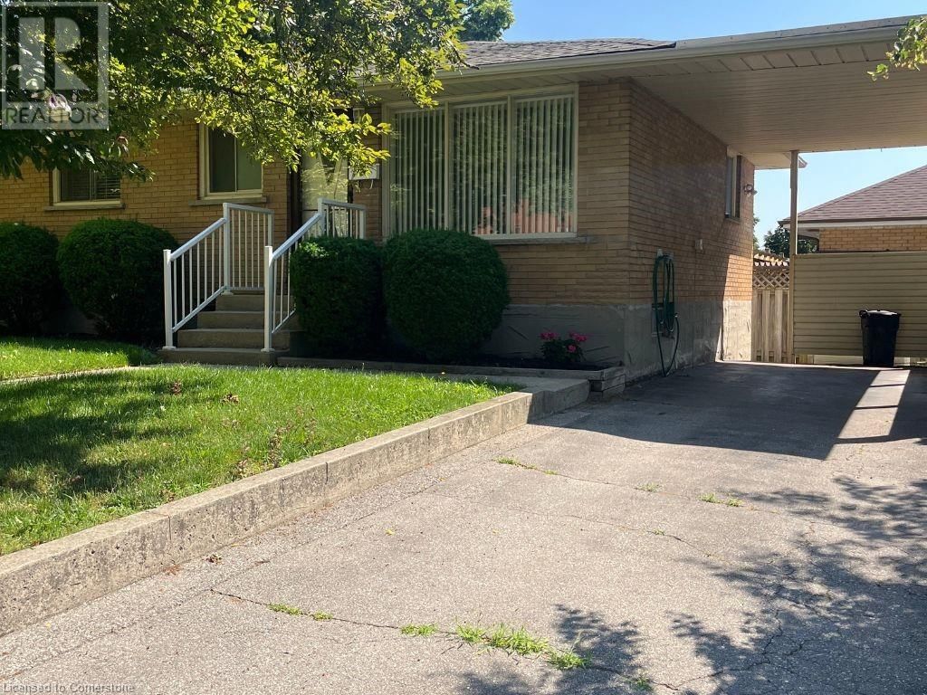 15 LAURIS AVENUE Image 1