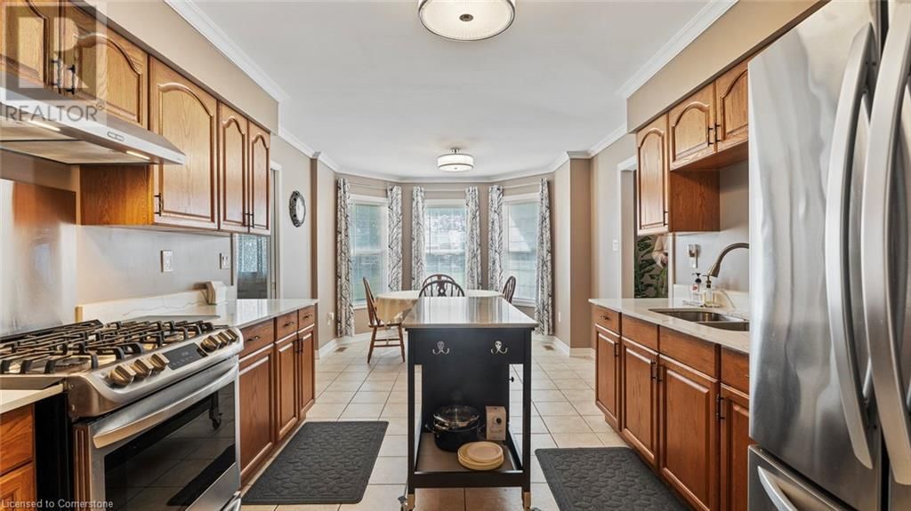 703 BROMAN COURT Image 11