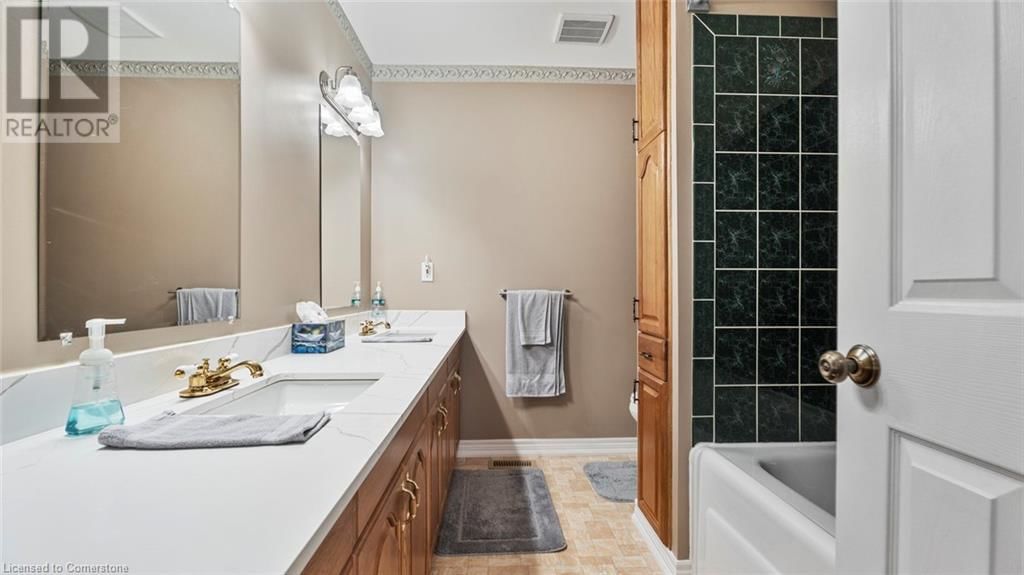 703 BROMAN COURT Image 25