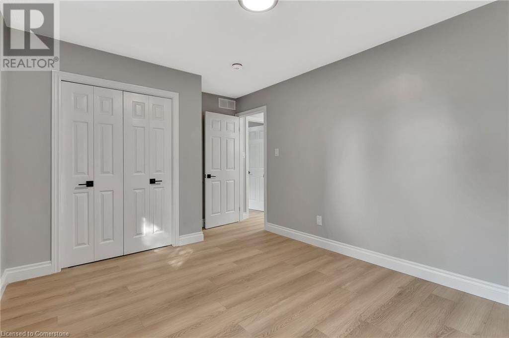 126 HIGHLAND ROAD WEST Image 16