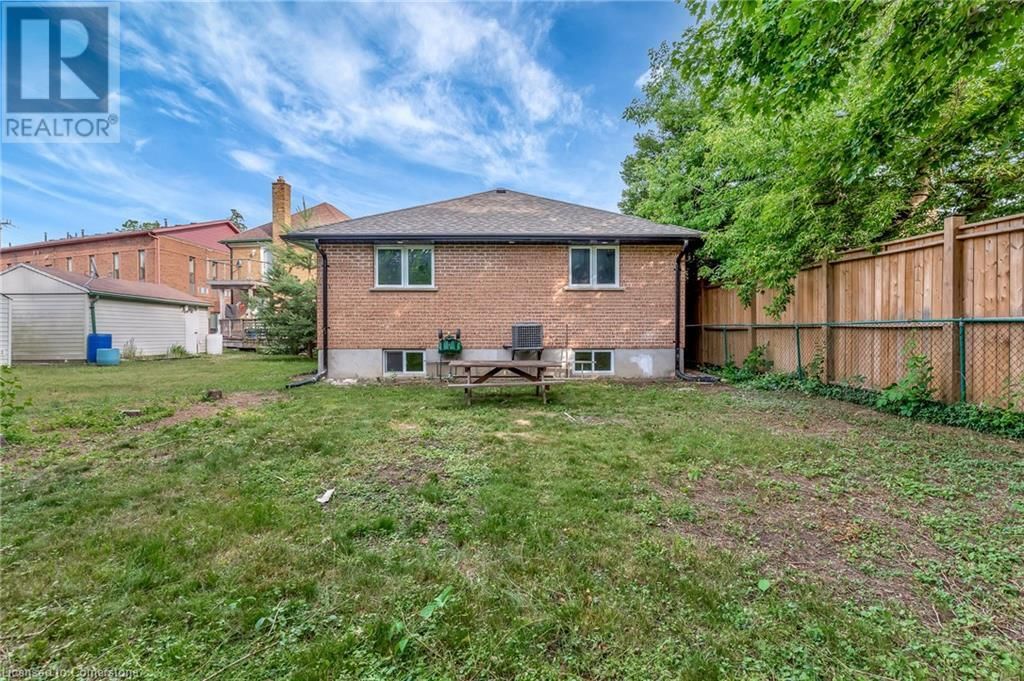 126 HIGHLAND ROAD WEST Image 28