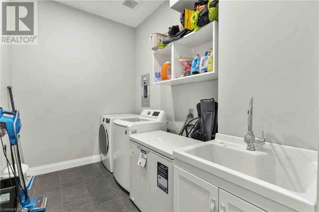 87 OWEN PLACE Image 13