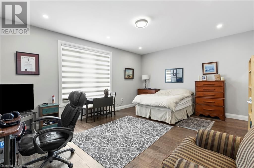 87 OWEN PLACE Image 3