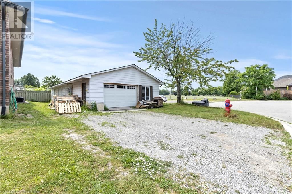 87 OWEN PLACE Image 32
