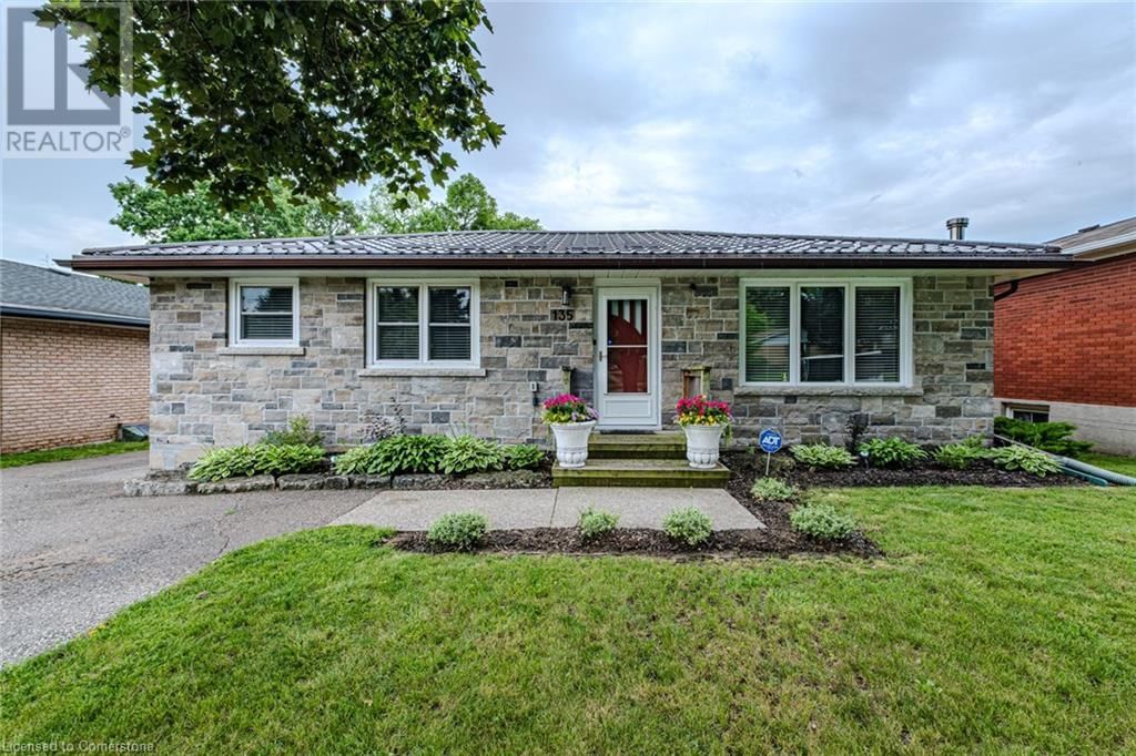 135 DORSET ROAD Image 1