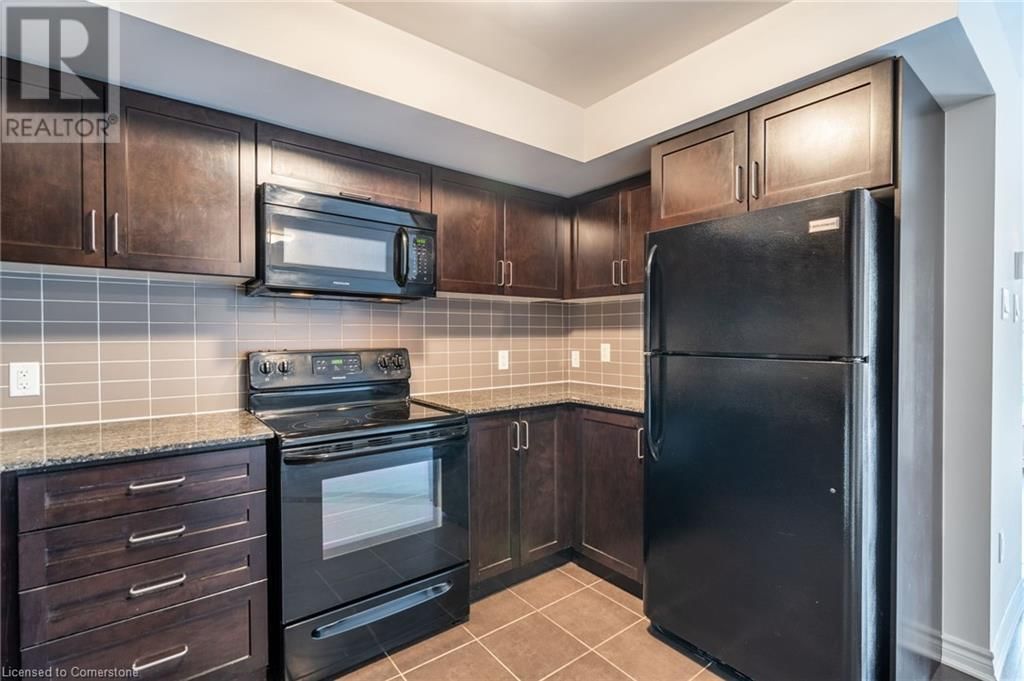 59 - 2441 GREENWICH DRIVE Image 11