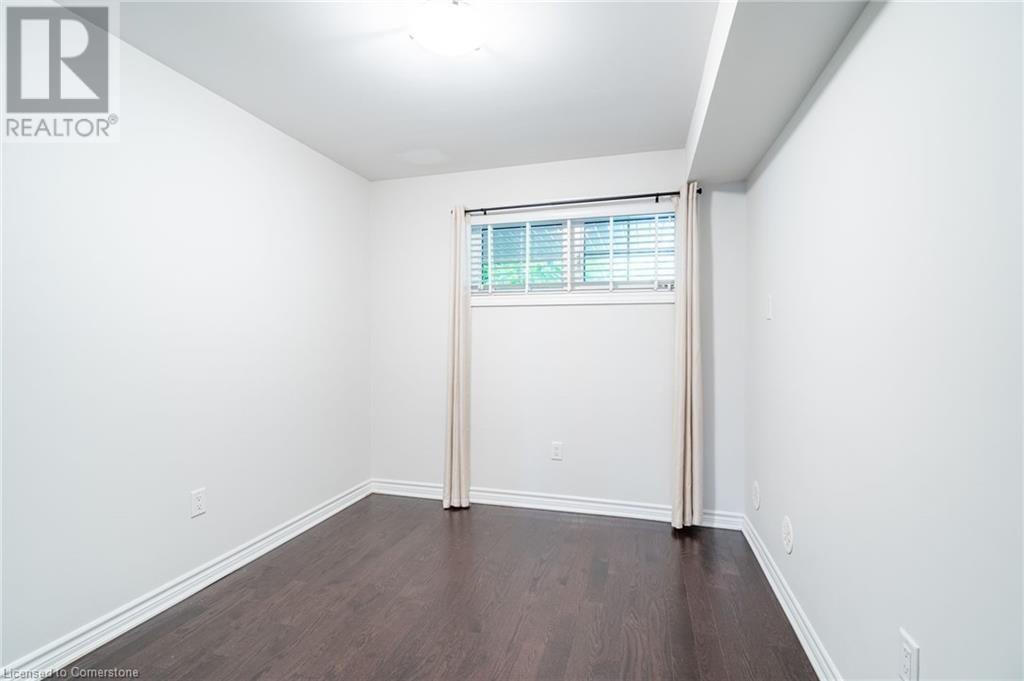 59 - 2441 GREENWICH DRIVE Image 14