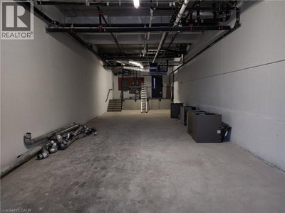 Commercial for Rent in Ontario