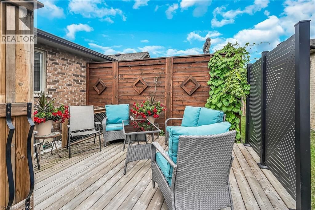 726 ST GEORGE STREET Image 36