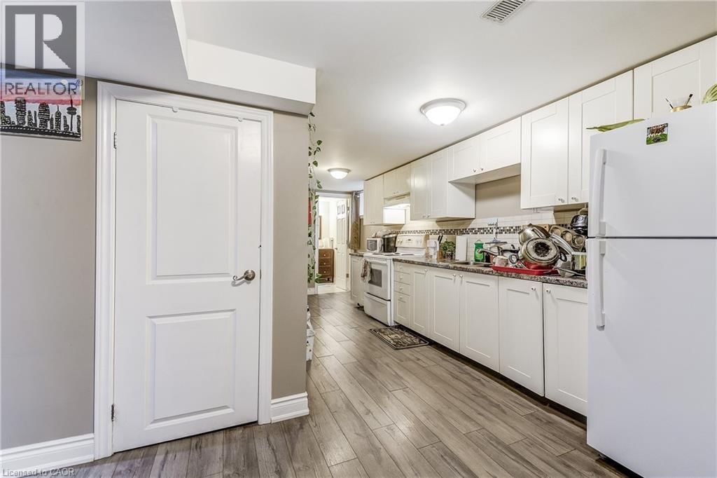 5446 CALVERT PLACE Image 15