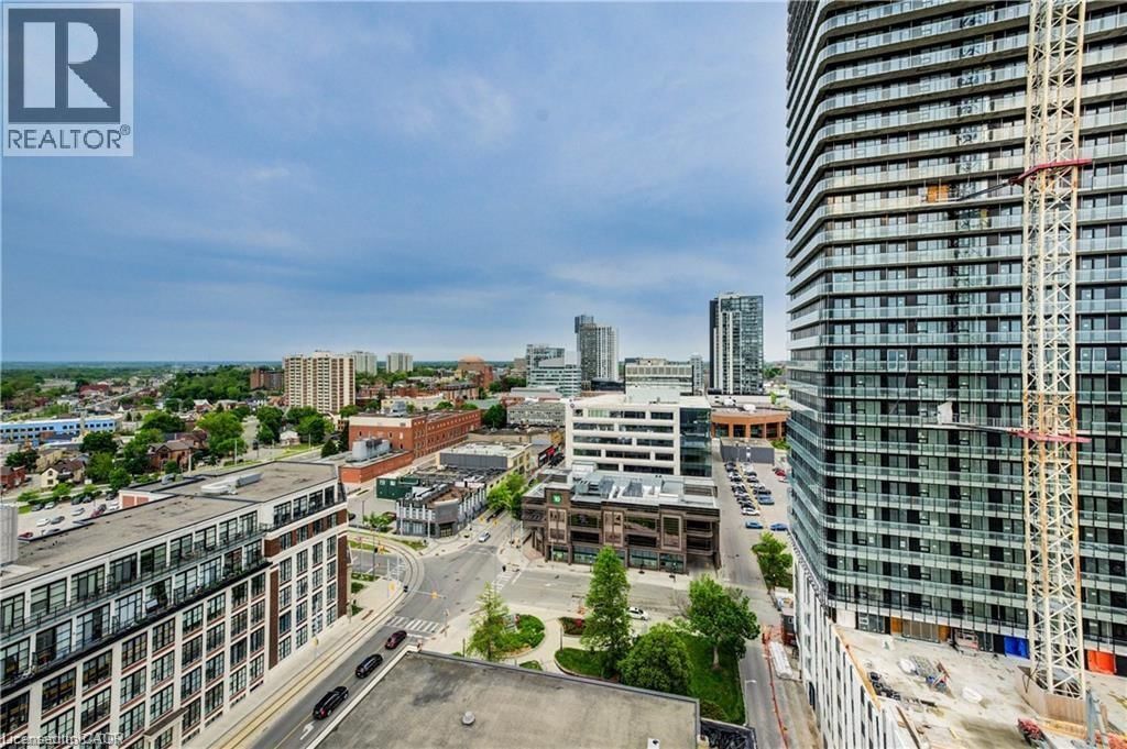 1513 - 1 VICTORIA STREET SOUTH Image 47