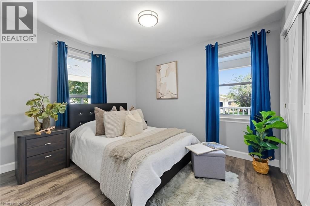 146 LYNDEN ROAD Image 19