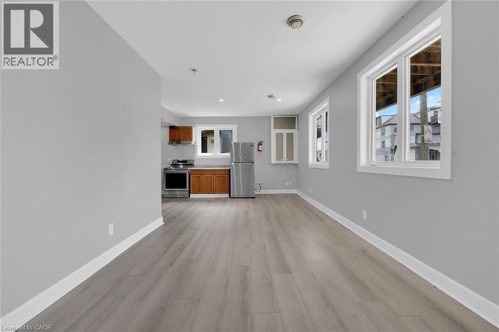 8 NICKEL STREET Image 12