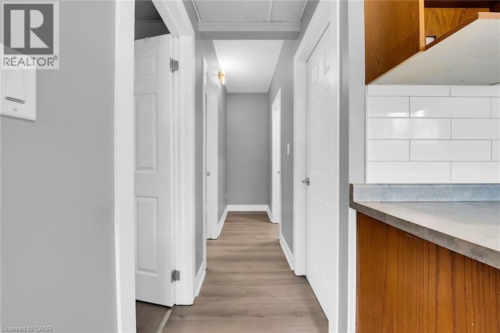 8 NICKEL STREET Image 14