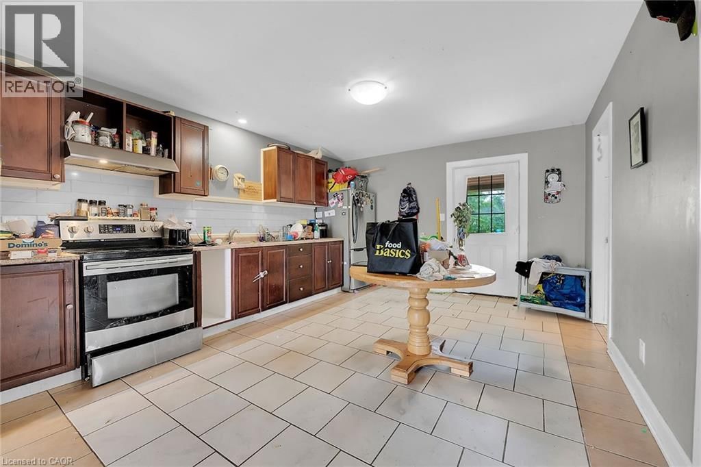 8 NICKEL STREET Image 23