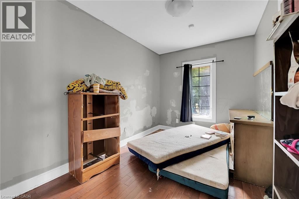 8 NICKEL STREET Image 27