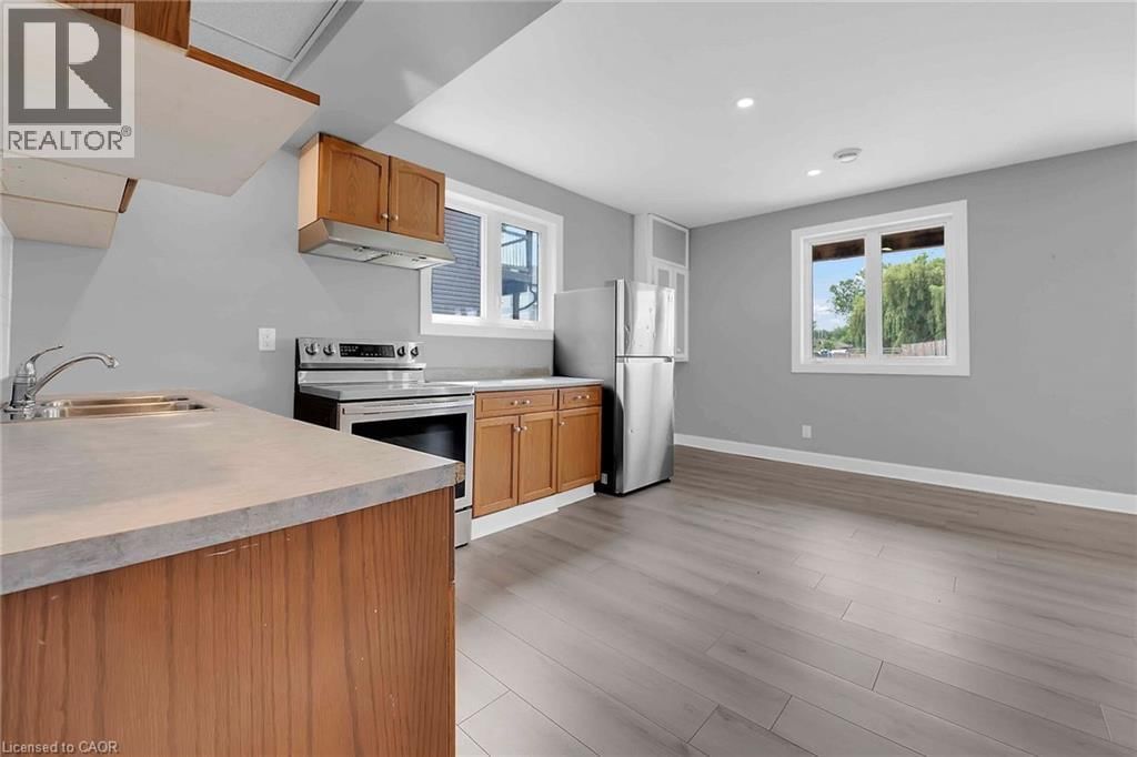 8 NICKEL STREET Image 7