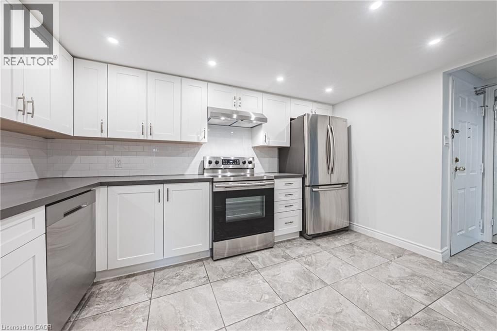 215 - 150 WILSON STREET WEST Image 14