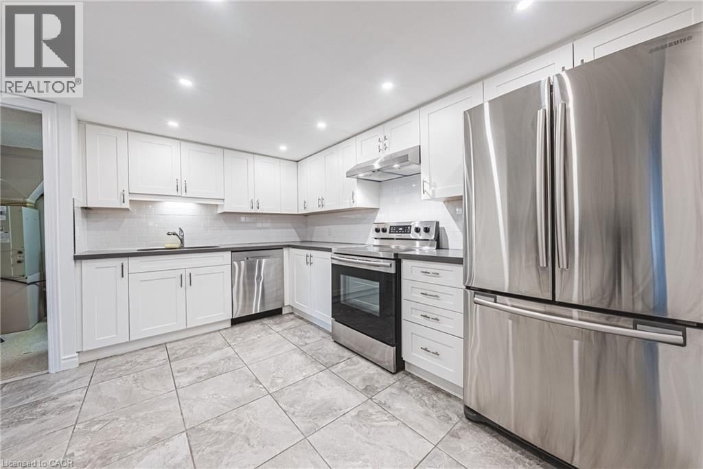 215 - 150 WILSON STREET WEST Image 15