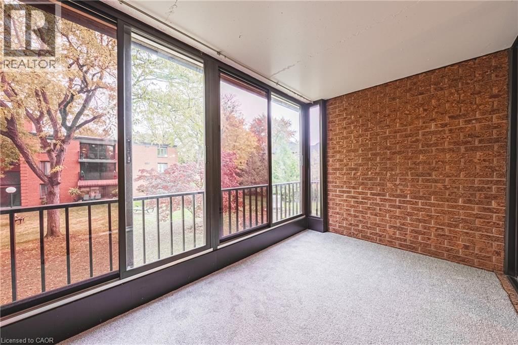 215 - 150 WILSON STREET WEST Image 28