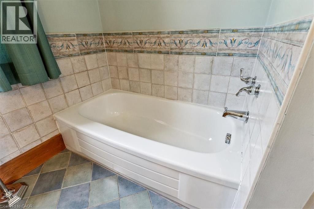 2854 PRINCE WILLIAM STREET Image 33