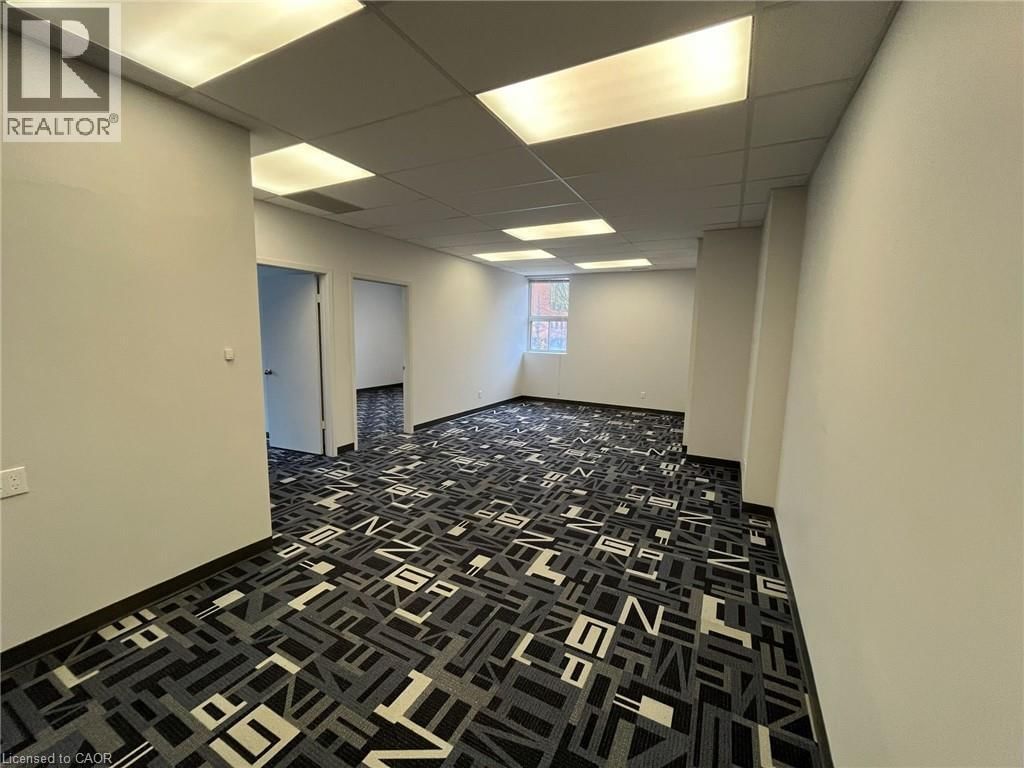 100 - 22 WATER STREET SOUTH Image 3