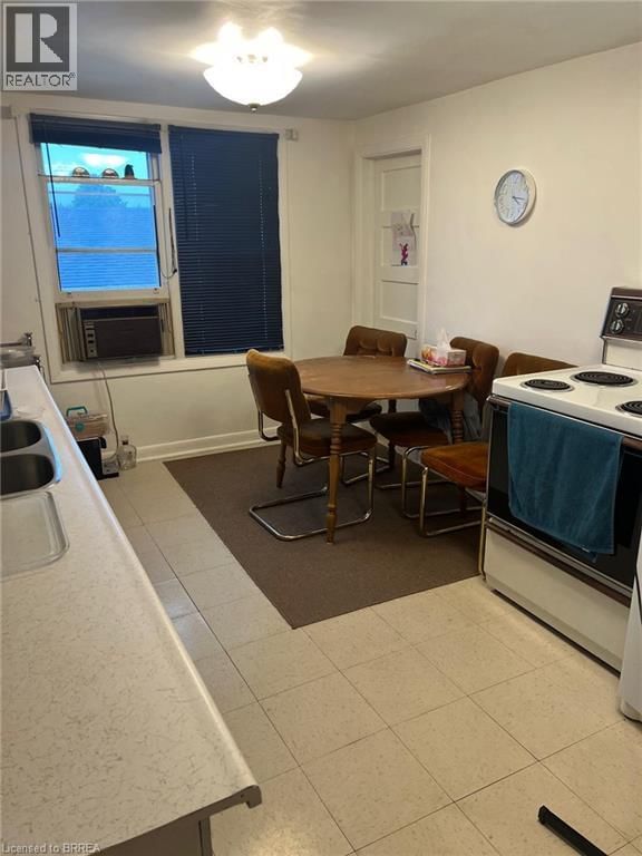 83 STANLEY STREET Image 5