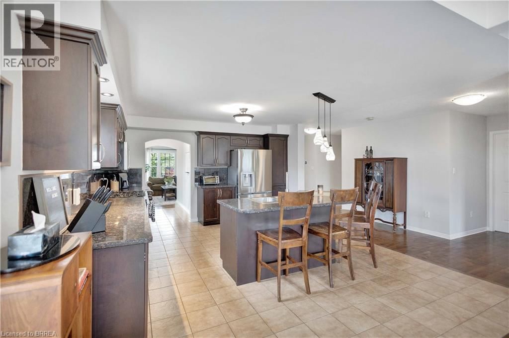 85 HUNTER WAY Image 11