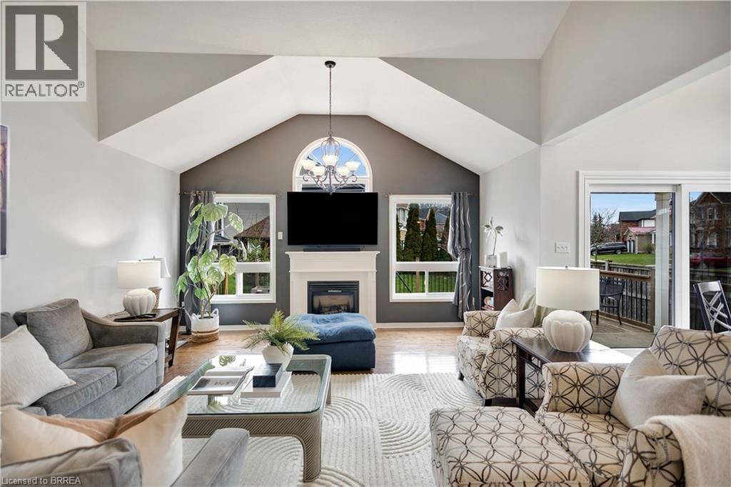 85 HUNTER WAY Image 19