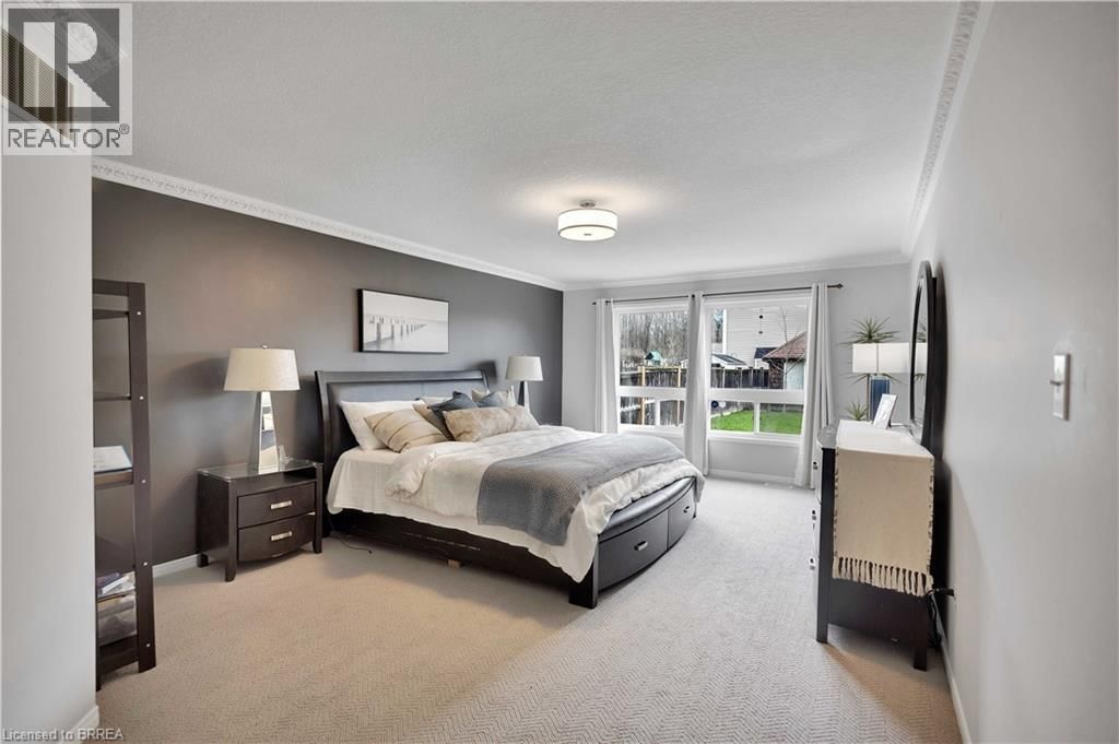 85 HUNTER WAY Image 22