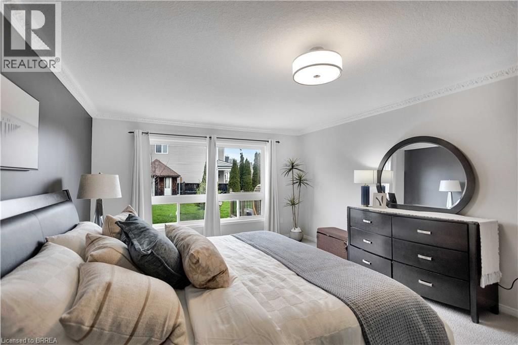 85 HUNTER WAY Image 23