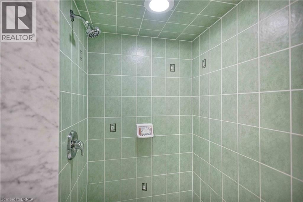 85 HUNTER WAY Image 26