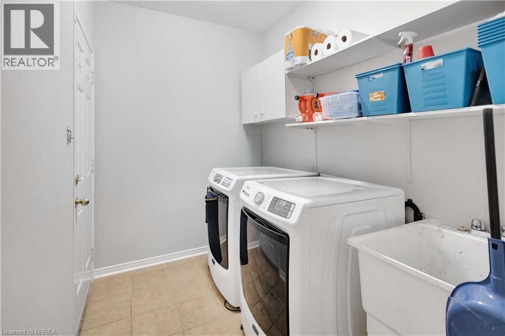 85 HUNTER WAY Image 31