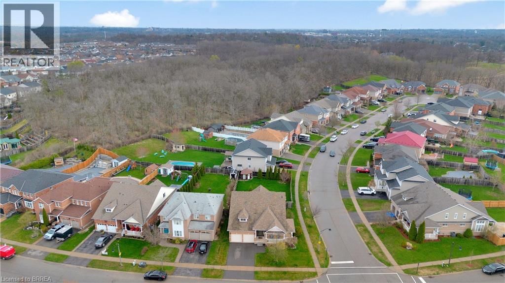 85 HUNTER WAY Image 49