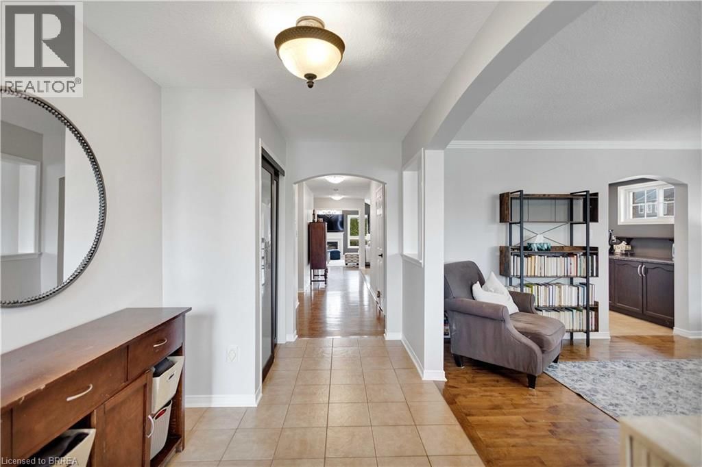 85 HUNTER WAY Image 6