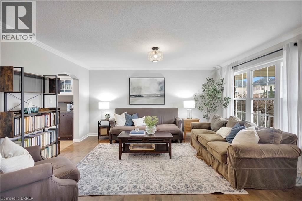 85 HUNTER WAY Image 7