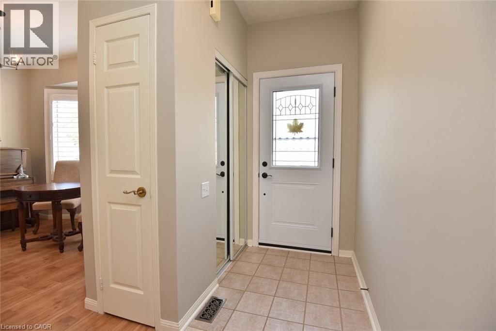 157 SILVERBIRCH BOULEVARD Image 2