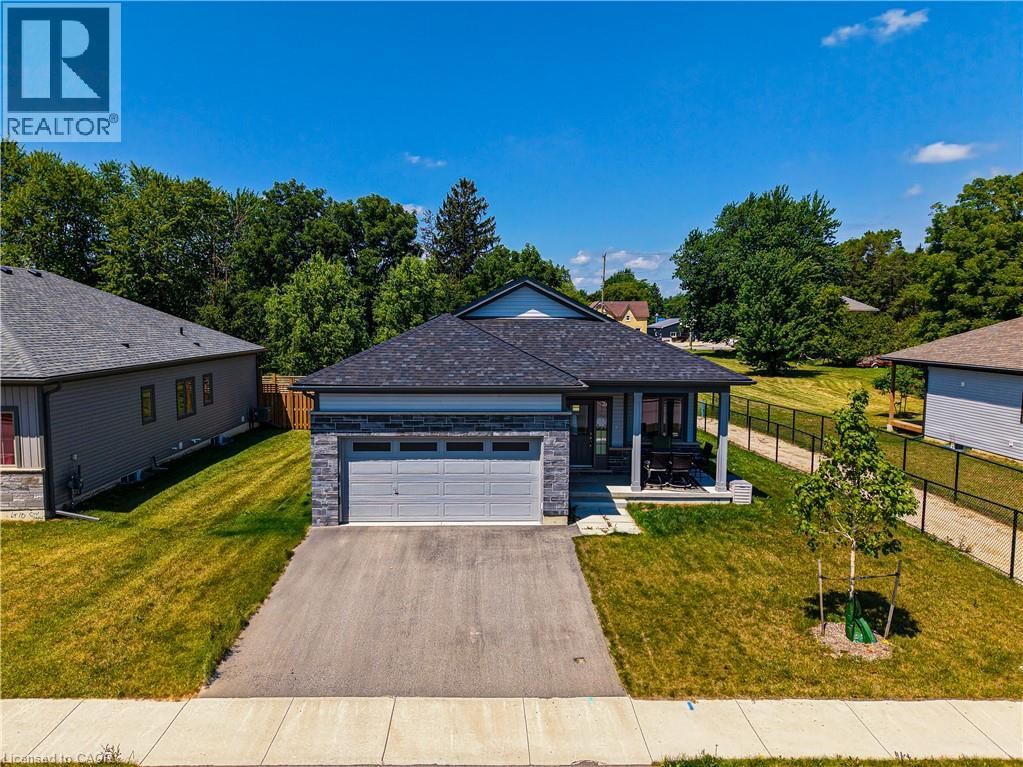 142 ELLEN STREET Image 2