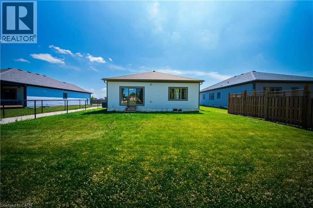 142 ELLEN STREET Image 35