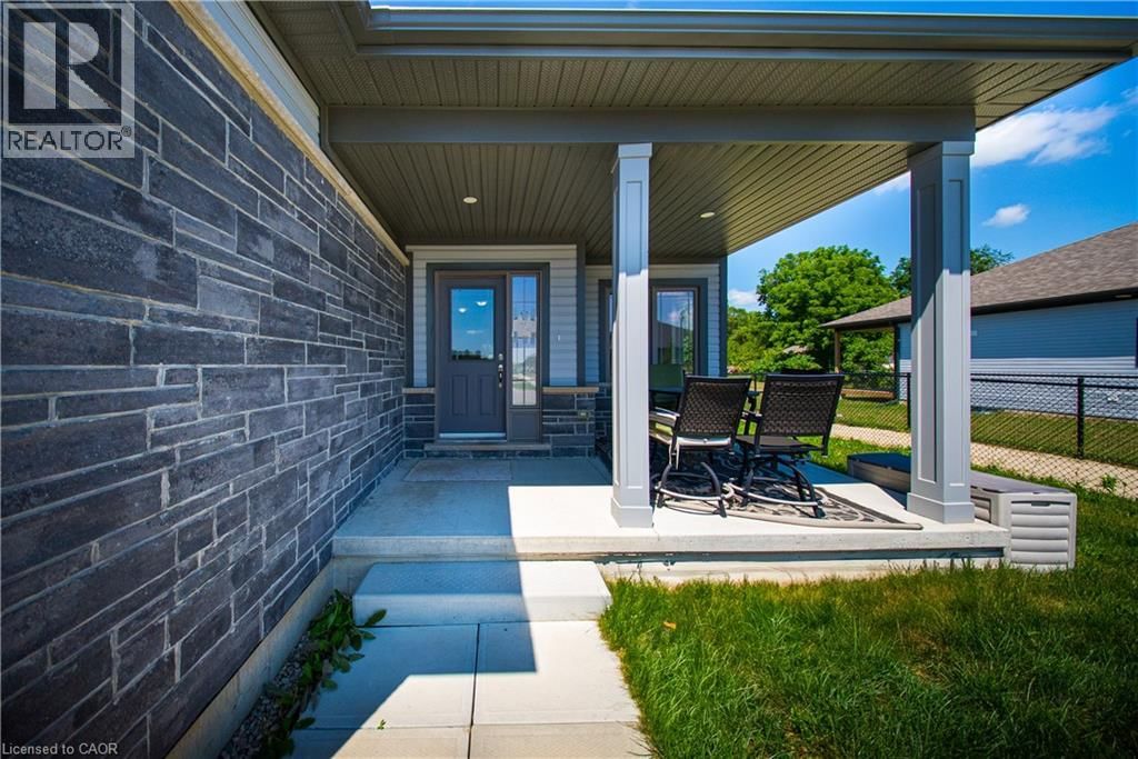 142 ELLEN STREET Image 38