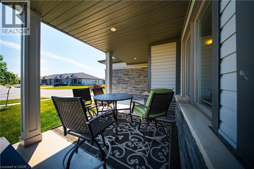 142 ELLEN STREET Image 41