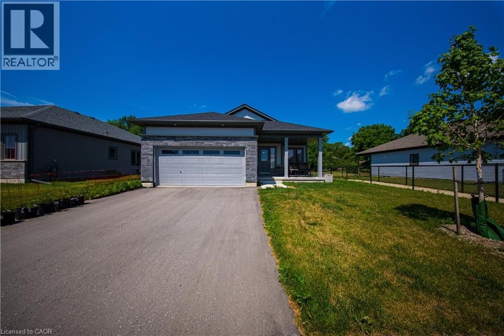 142 ELLEN STREET Image 42