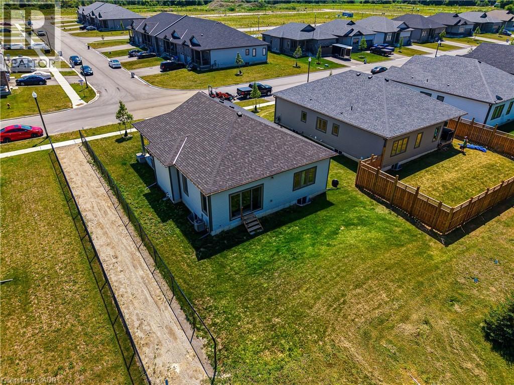 142 ELLEN STREET Image 7