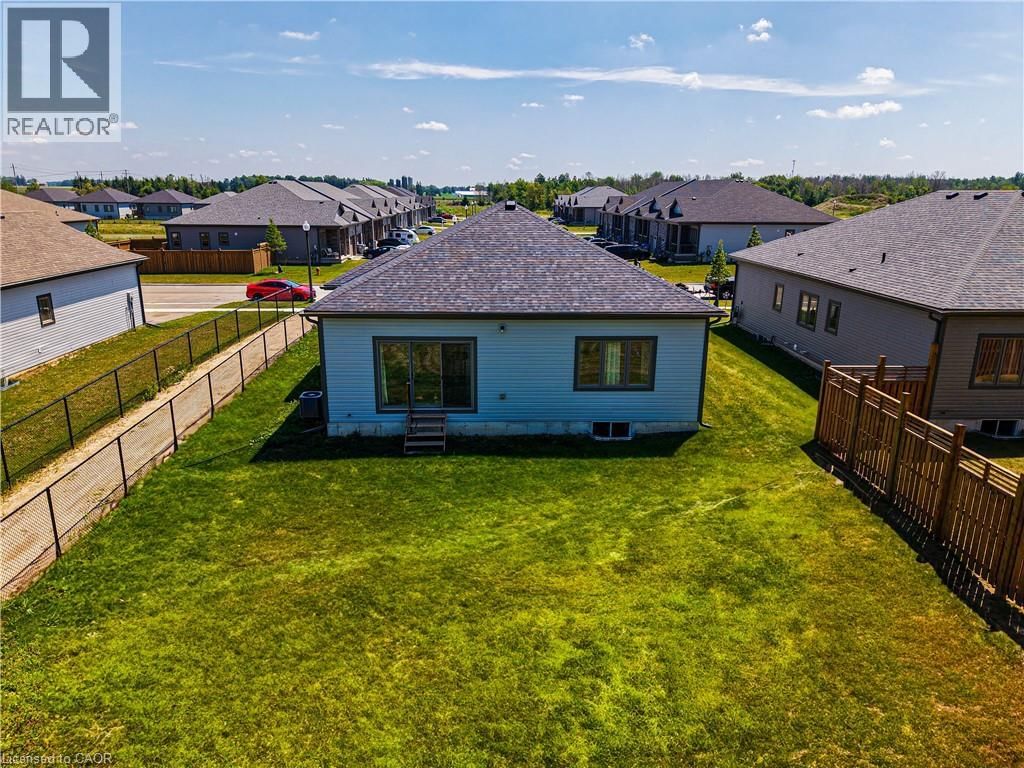 142 ELLEN STREET Image 8