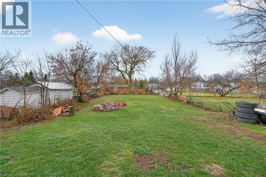 3 - 12 MAIN ST E Image 21